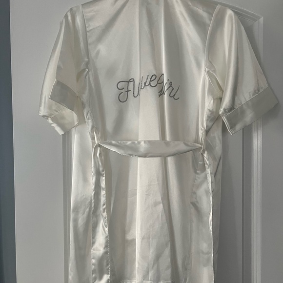 Flower Girl Robe - Picture 4 of 6